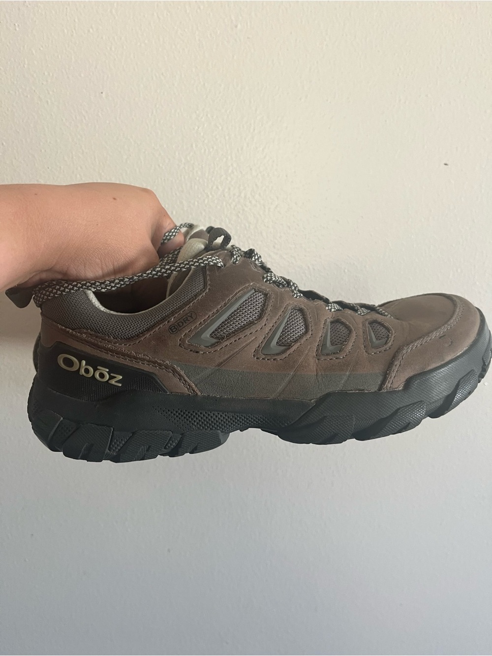 Oboz sawtooth women’s hiking shoes 8